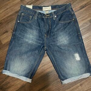 Blue jeans size 32